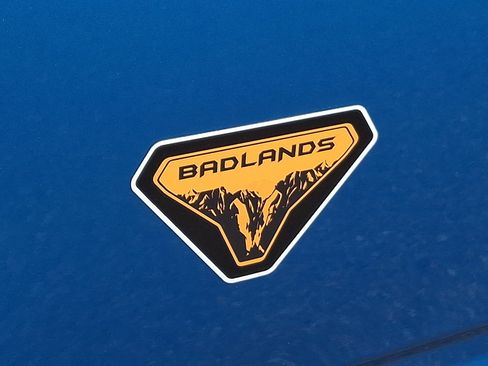 Used 2025 Ford Bronco Sport Badlands w/ Badlands Tech Package AWD/4WD image 33