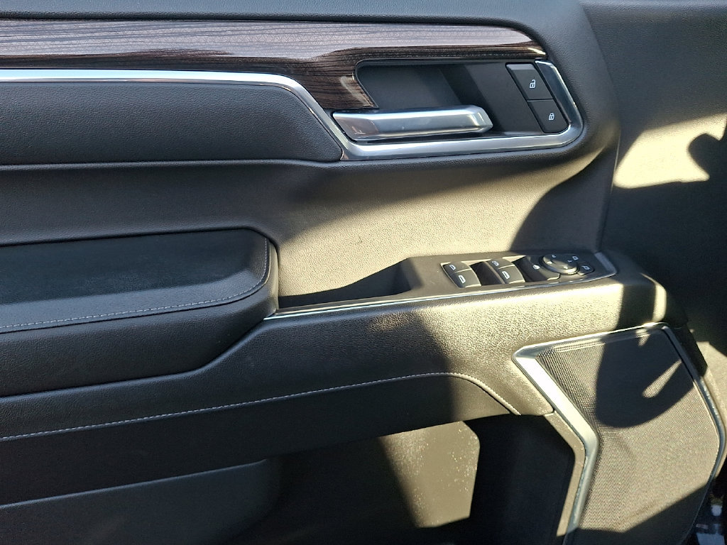 Certified 2024 Chevrolet Silverado 1500 LT AWD/4WD image 12