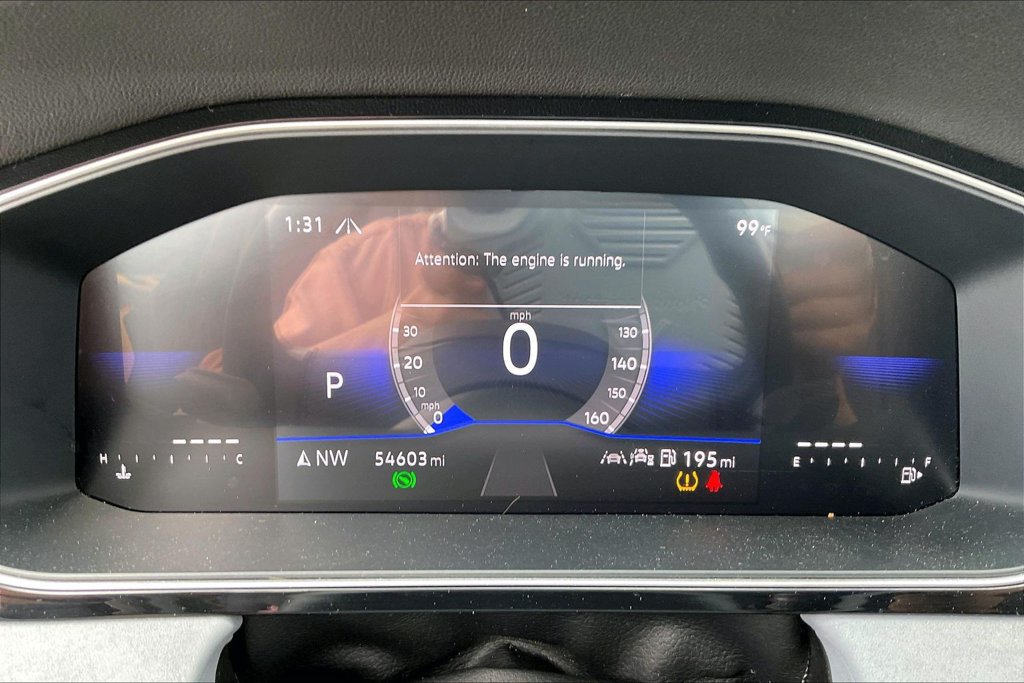 Used 2025 Volkswagen Jetta SE FWD image 13
