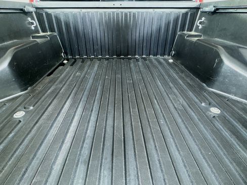 Used 2020 Toyota Tacoma SR5 image 33