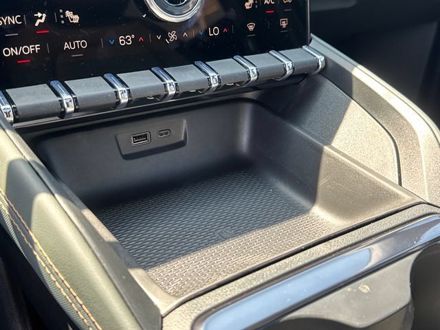 New 2027 GMC Terrain AT4 w/ Technology Package II AWD/4WD image 32