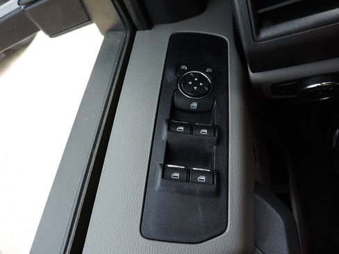 Used 2022 Ford F250 XL w/ STX Appearance Package AWD/4WD image 21