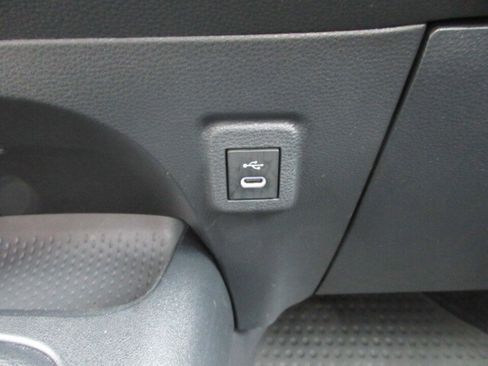 Used 2024 Toyota Corolla LE image 19