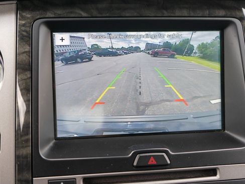 Used 2016 Ford Expedition Limited w/ Equipment Group 301A AWD/4WD image 20