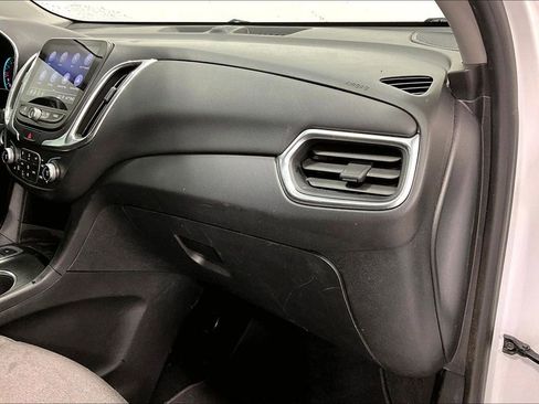 Used 2019 Chevrolet Equinox LT image 19