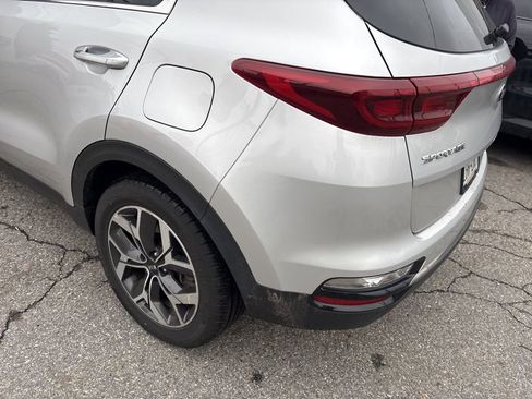 Used 2020 Kia Sportage EX w/ EX Technology Package image 3
