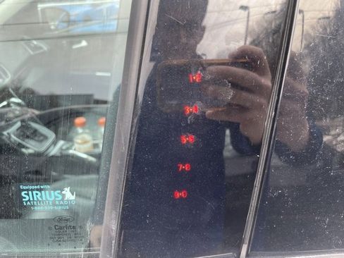 Used 2013 Ford Escape Titanium w/ Parking Technology Pkg image 22