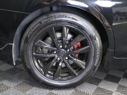 Used 2015 INFINITI Q50 w/ Moonroof Package RWD image 6