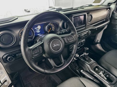 Used 2021 Jeep Wrangler Unlimited Sport image 11