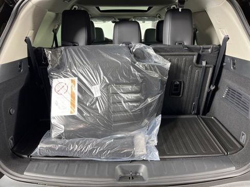 New 2026 Nissan Pathfinder Platinum w/ Cargo Package FWD image 51