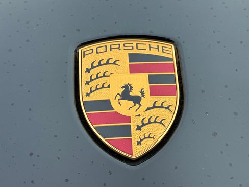 Certified 2026 Porsche Macan AWD/4WD image 19