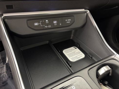 New 2026 Kia Carnival SX Prestige FWD image 44
