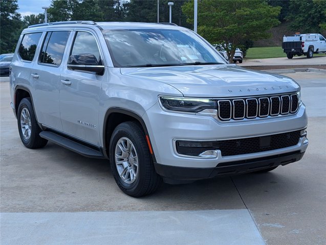 Used 2024 Jeep Wagoneer 4WD w/ Convenience Group I image 1
