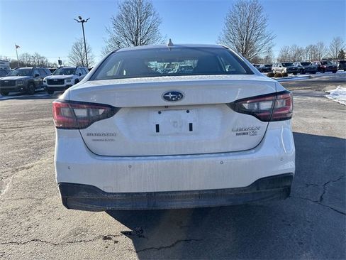 Used 2023 Subaru Legacy Limited image 10