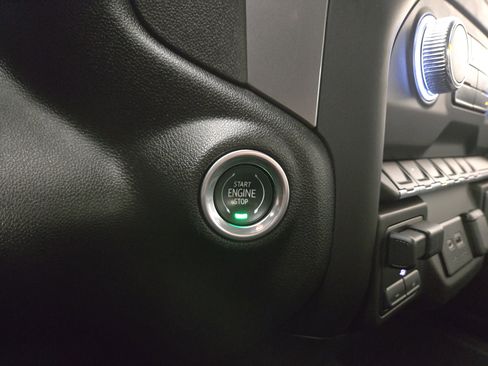 Certified 2024 GMC Sierra 1500 Pro w/ Graphite Edition AWD/4WD image 24
