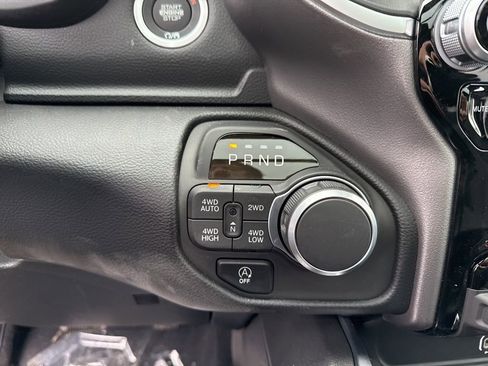 New 2026 RAM 1500 4x4 Crew Cab image 15