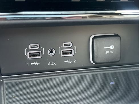 New 2025 Jeep Grand Cherokee Limited w/ Luxury Tech Group II image 41