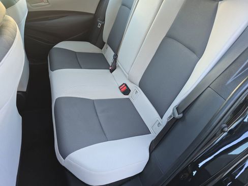 Used 2024 Toyota Corolla LE image 19