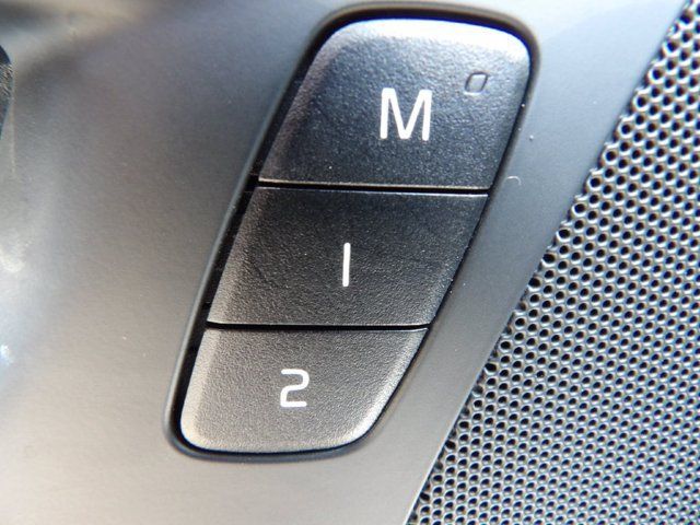 Certified 2025 Volvo S60 B5 Core FWD image 15