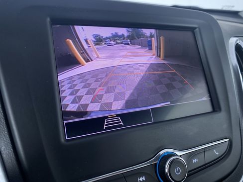 Certified 2023 Chevrolet Equinox LT image 6