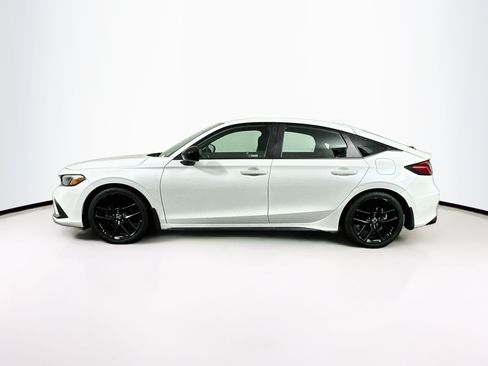 Used 2023 Honda Civic Sport image 4