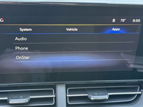 New 2026 Chevrolet Trax LT w/ Sunroof Package image 24