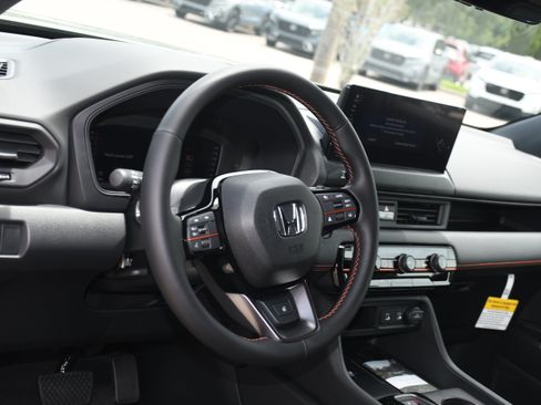 New 2026 Honda Pilot TrailSport image 4