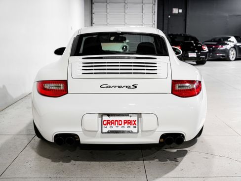 Used 2011 Porsche 911 Carrera S image 4