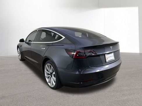 Used 2018 Tesla Model 3 Long Range image 31