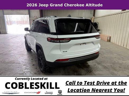 New 2026 Jeep Grand Cherokee Altitude AWD/4WD image 7