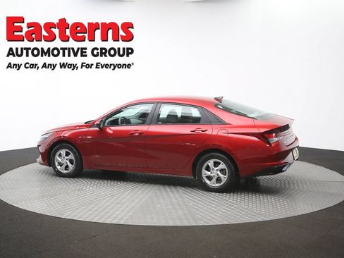 Used 2023 Hyundai Elantra SE w/ Cargo Package FWD image 61