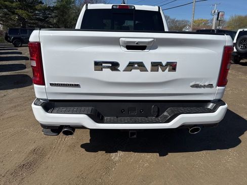 New 2026 RAM 1500 4x4 Crew Cab image 4