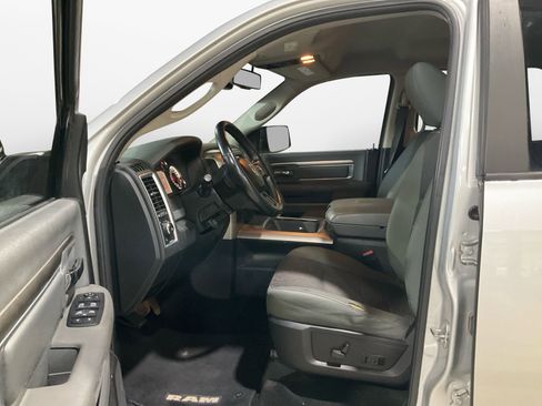 Used 2016 RAM 1500 Big Horn AWD/4WD image 9