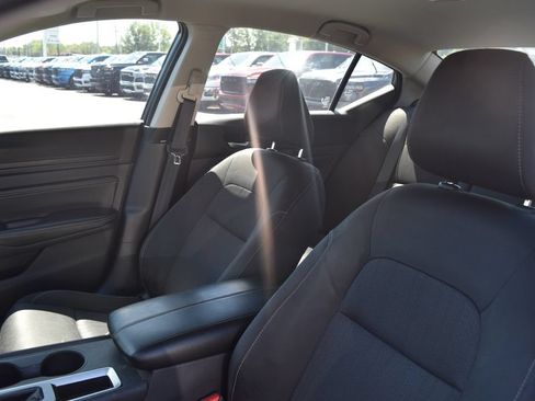 Used 2020 Nissan Altima 2.5 S FWD image 11