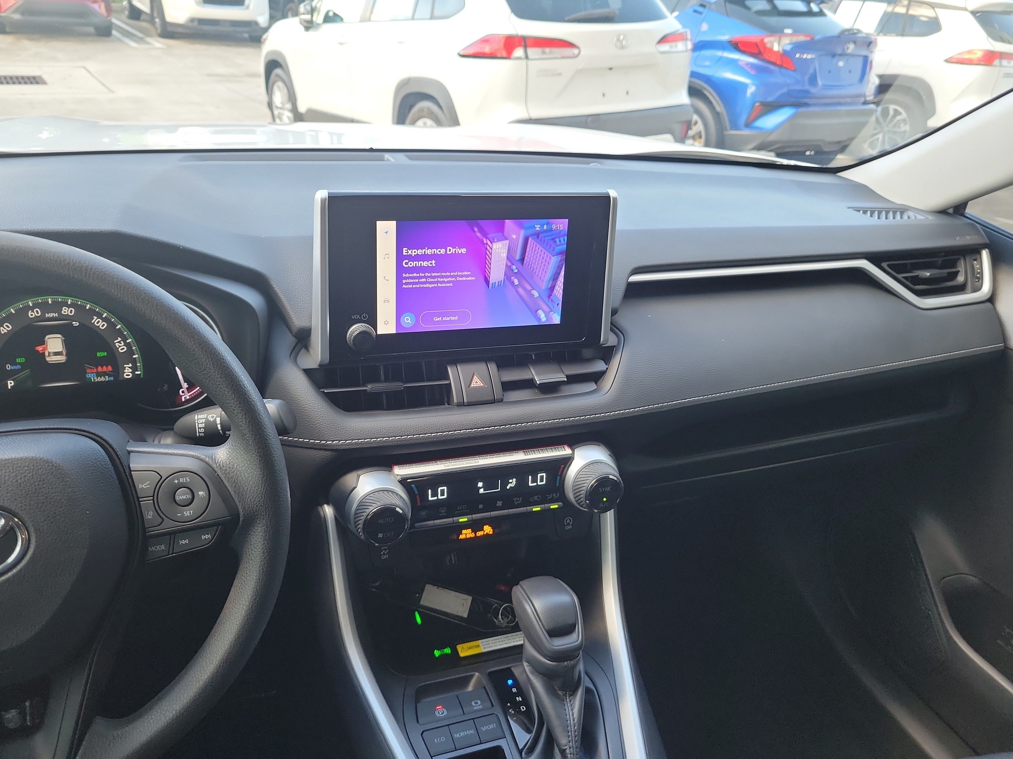 Used 2024 Toyota RAV4 XLE FWD image 18