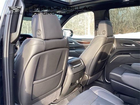 Certified 2024 Cadillac Escalade Premium Luxury w/ Performance Package image 15