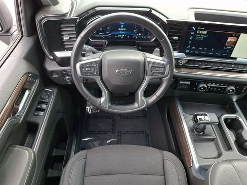 Used 2023 Chevrolet Silverado 1500 RST w/ Rally Edition image 11