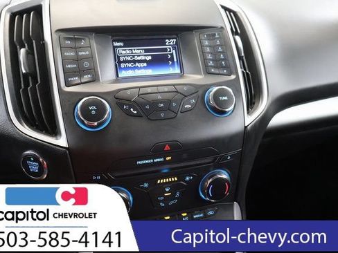 Used 2018 Ford Edge SEL w/ Class II Trailer Tow Package AWD/4WD image 21