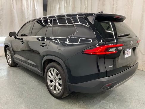 Used 2024 Toyota Grand Highlander AWD image 5