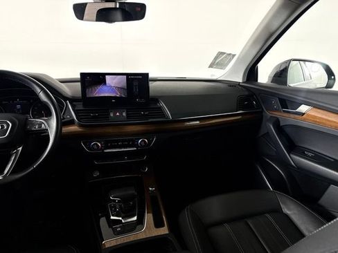 Used 2023 Audi Q5 2.0T Premium w/ Convenience Package AWD/4WD image 31
