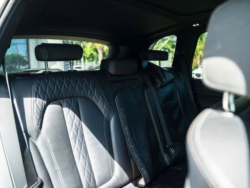 Used 2022 BMW X5 M50i w/ Executive Package image 31