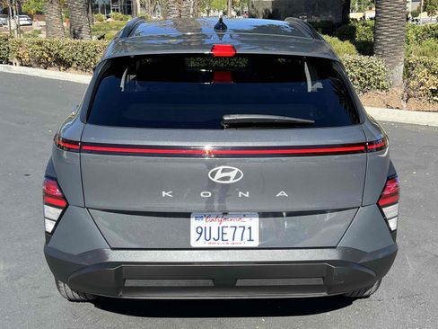 Used 2024 Hyundai Kona SEL image 15
