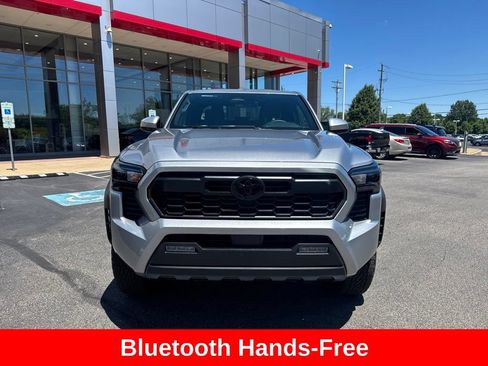 Certified 2026 Toyota Tacoma TRD Off-Road AWD/4WD image 9