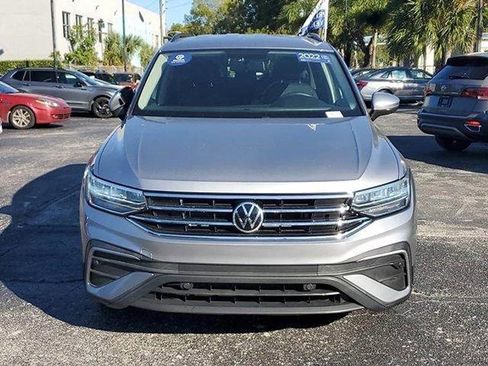 Certified 2022 Volkswagen Tiguan S image 8