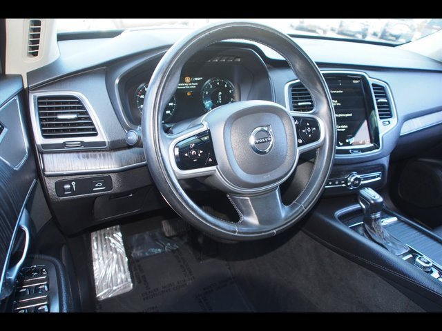 Used 2020 Volvo XC90 T6 Momentum w/ Protection Package Premier AWD/4WD image 20