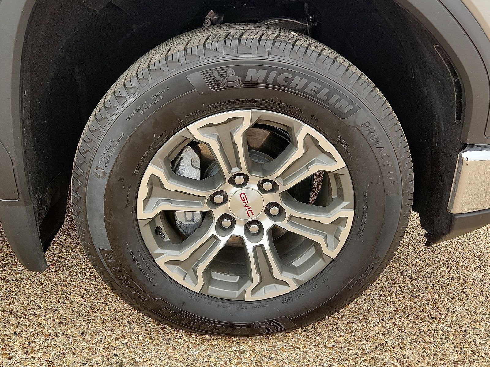 Used 2026 GMC Sierra 1500 SLT RWD image 8
