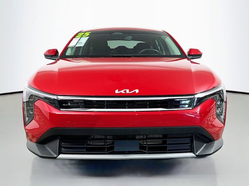 Used 2025 Kia K4 EX image 11