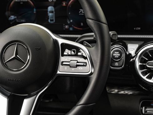 Used 2022 Mercedes-Benz A 220 image 18