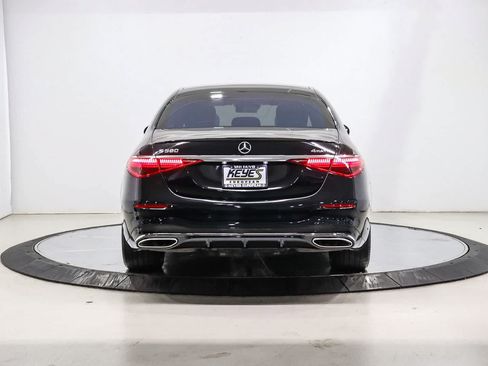Used 2023 Mercedes-Benz S 580 4MATIC Sedan image 3