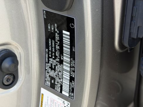 Used 2024 Lexus LX 600 F Sport image 36